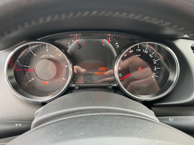 Peugeot 3008 1.6 HDI 120ks, снимка 14 - Автомобили и джипове - 52352410