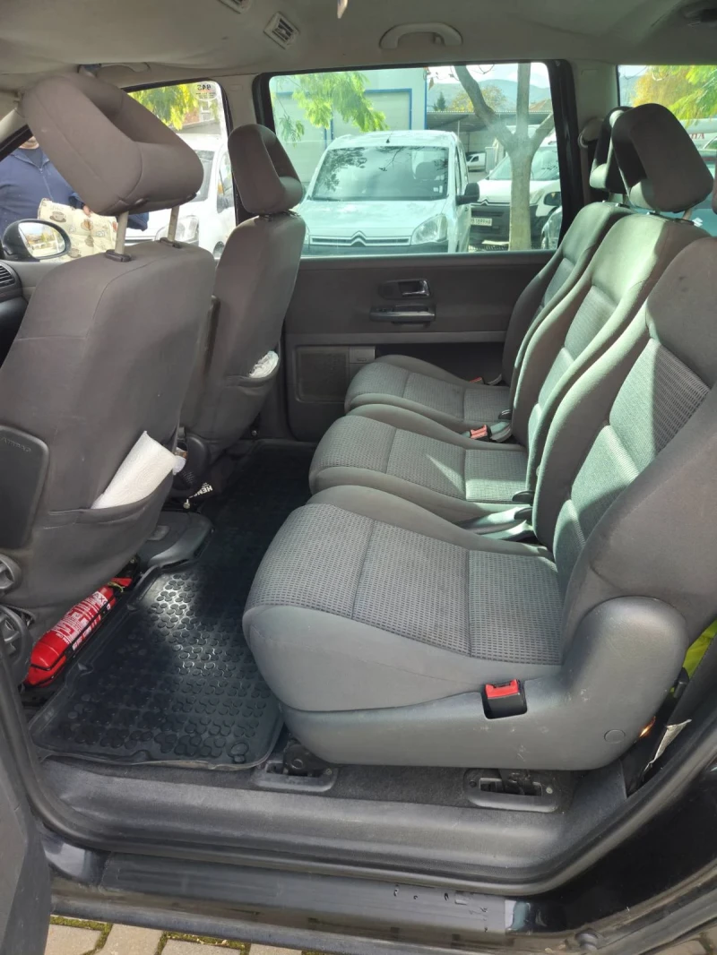 VW Sharan 1.9TDI, снимка 10 - Автомобили и джипове - 52526638