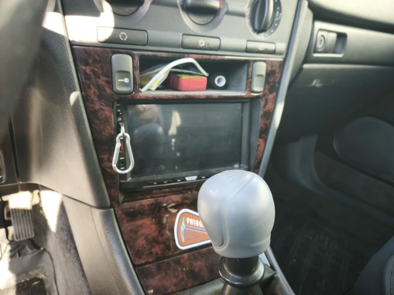 Volvo V40 1.9 diesel, снимка 5 - Автомобили и джипове - 53085277