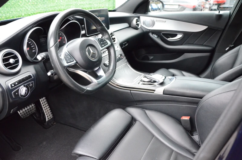 Mercedes-Benz C 250 AMG, снимка 9 - Автомобили и джипове - 53274595