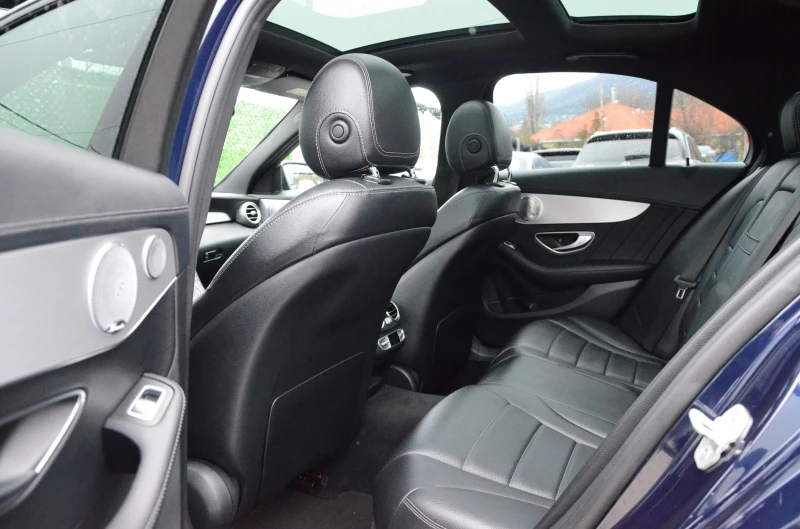 Mercedes-Benz C 250 AMG, снимка 15 - Автомобили и джипове - 53274595