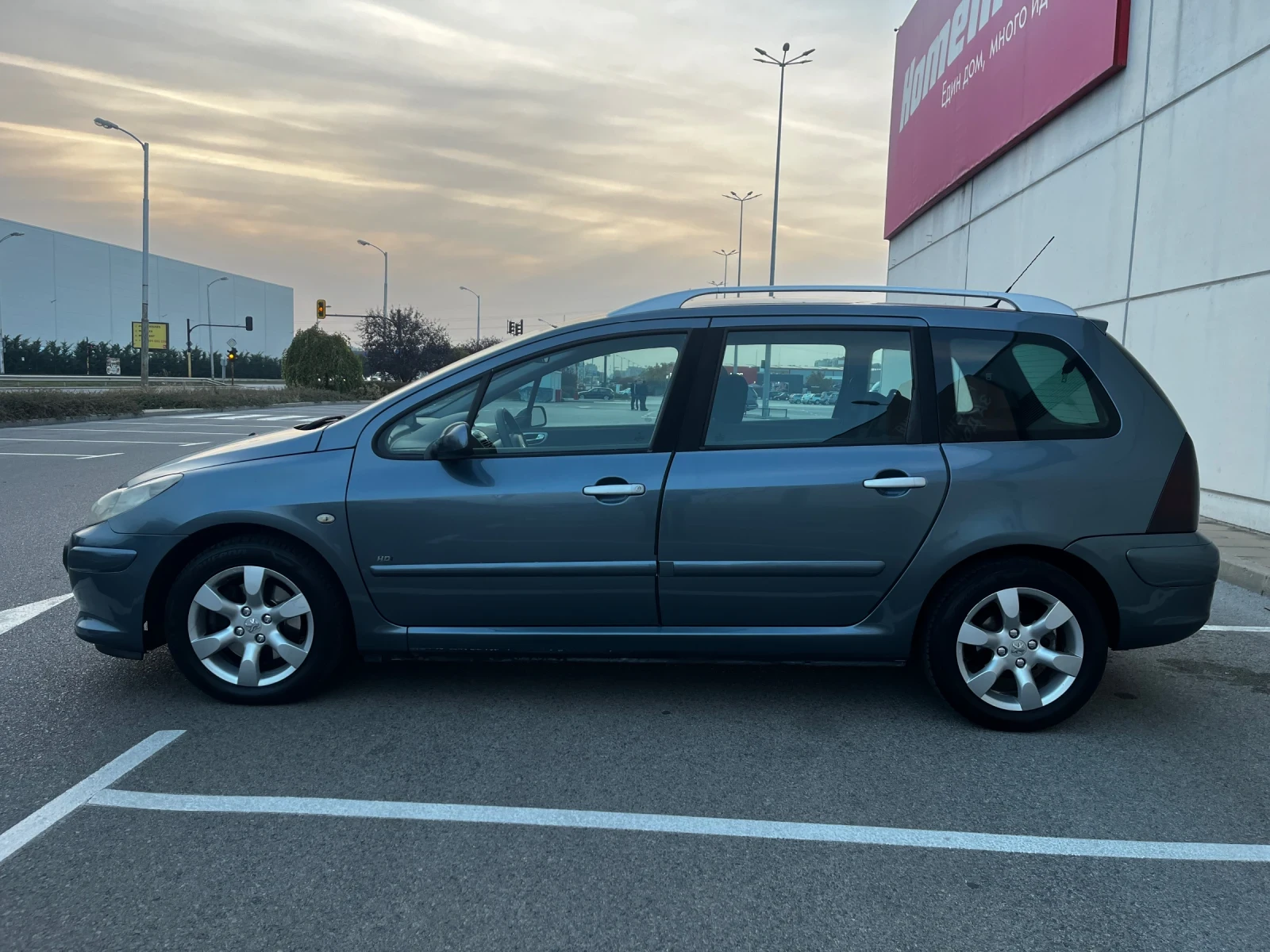 Peugeot 307 SW 2.0HDI - изображение 4