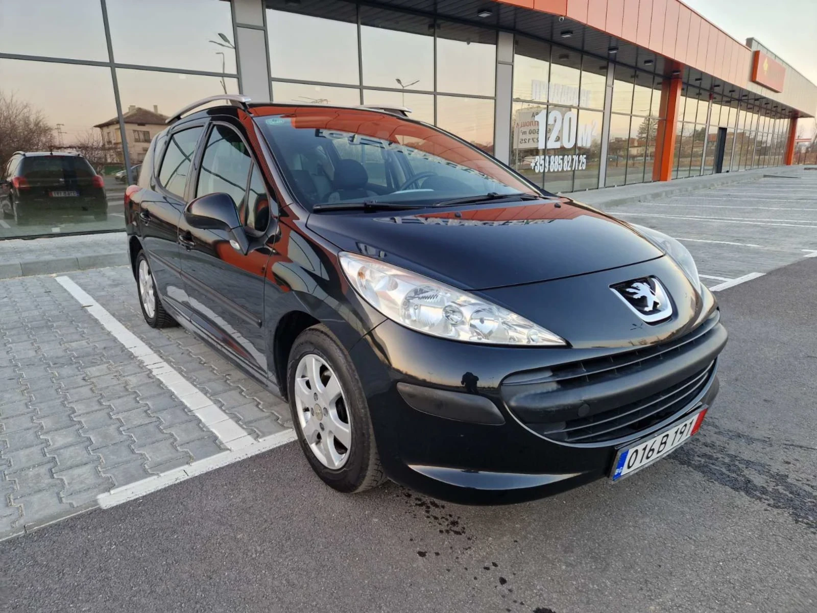 Peugeot 207 1.4 / SW - изображение 2