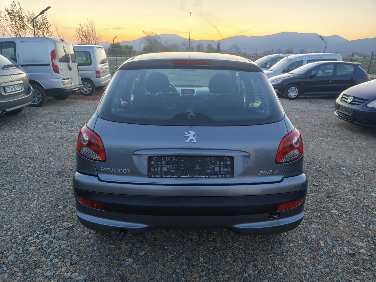Peugeot 206 206+ 1.4i 75кс - изображение 5