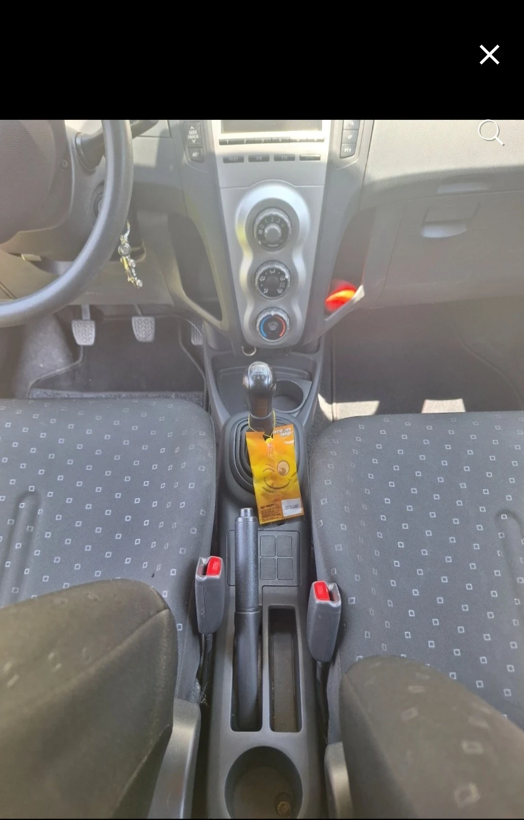 Toyota Yaris  - изображение 8