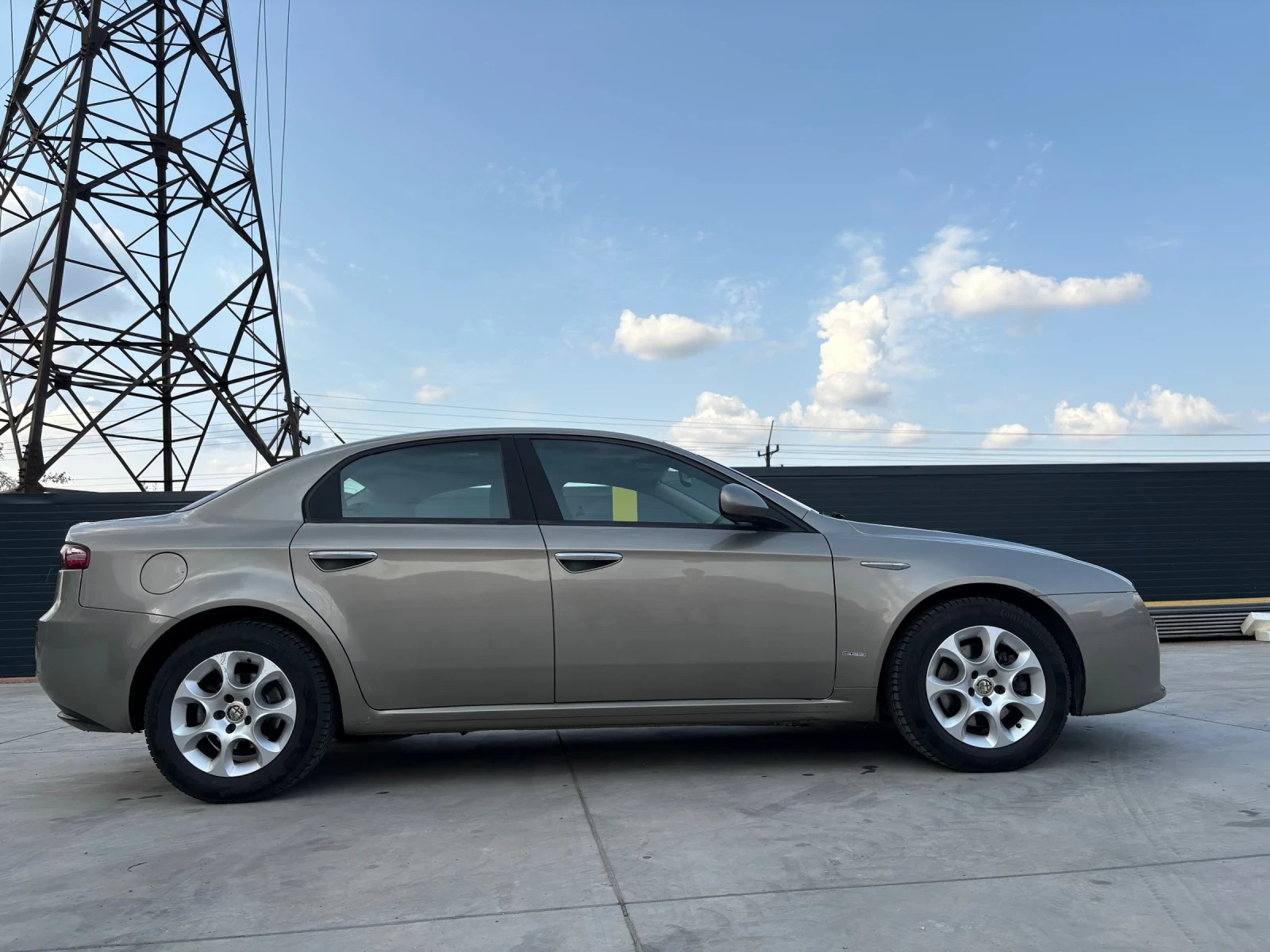 Alfa Romeo 159 1.9JTD - изображение 4
