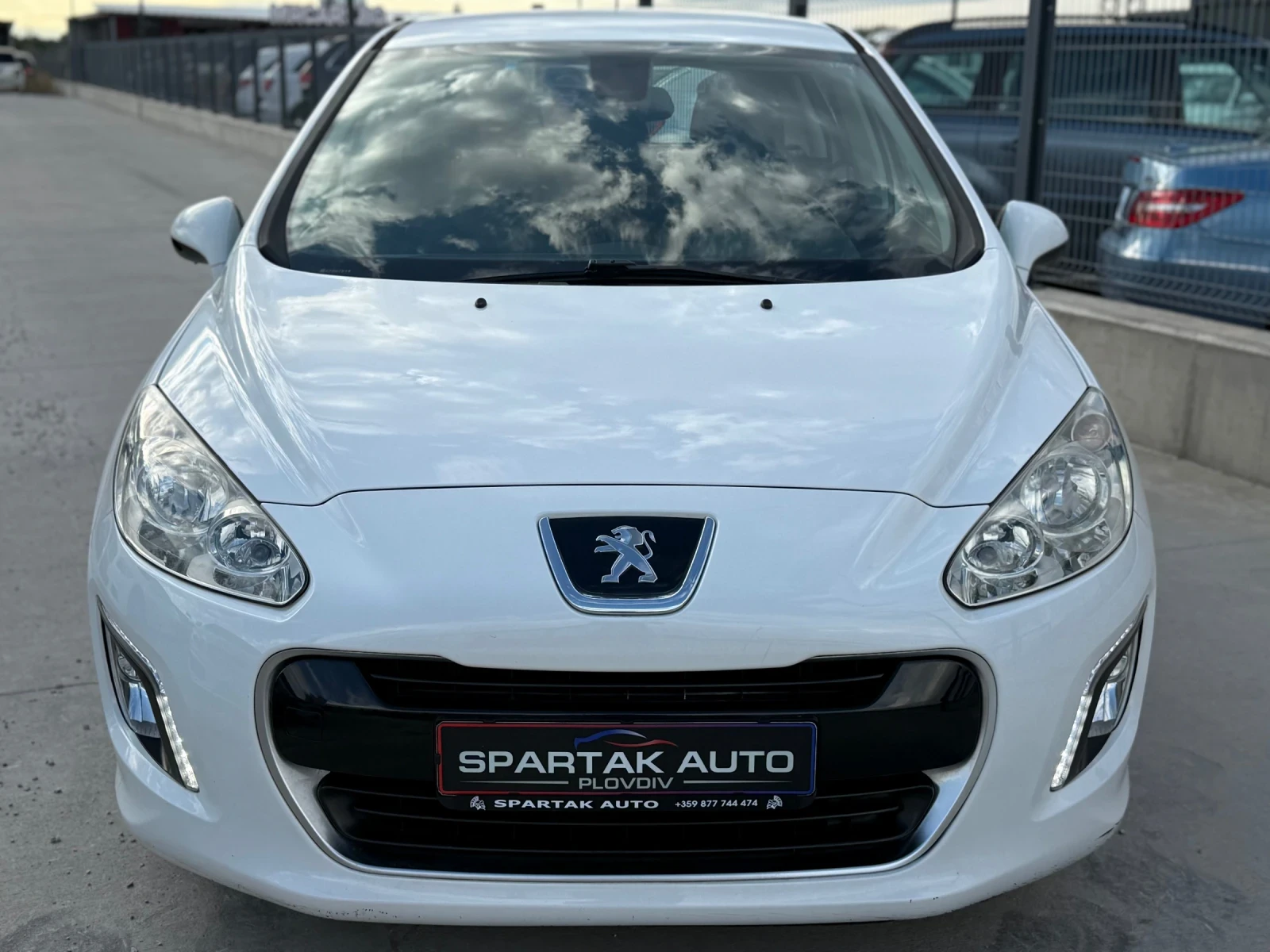 Peugeot 308 1.6e-HDI* 2013г* Автоматик* ТОП СЪСТОЯНИЕ*  - изображение 2