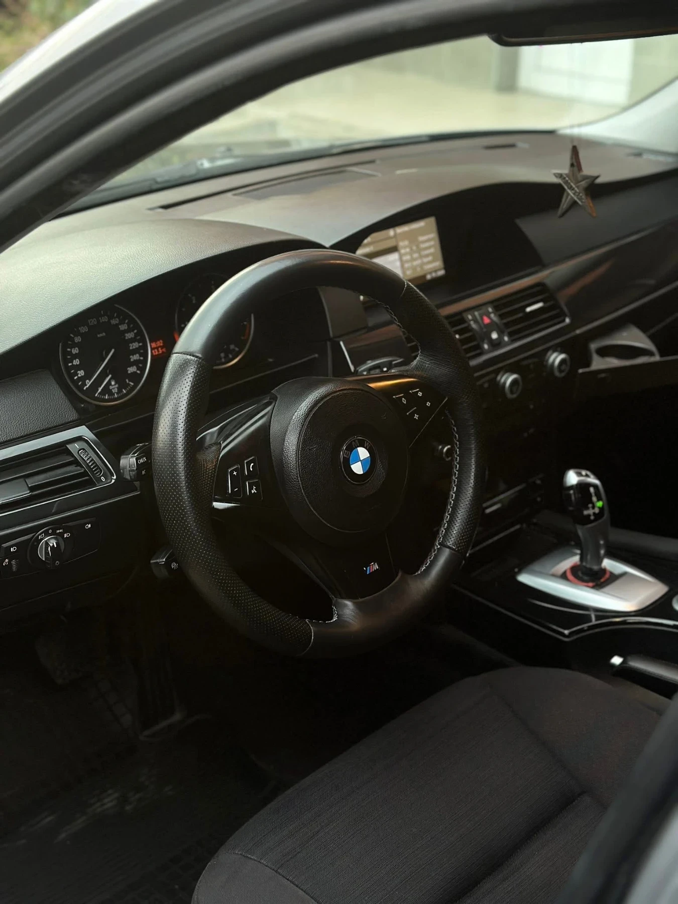 BMW 530 FACE 235 k.c. 4x4 лизинг - изображение 6