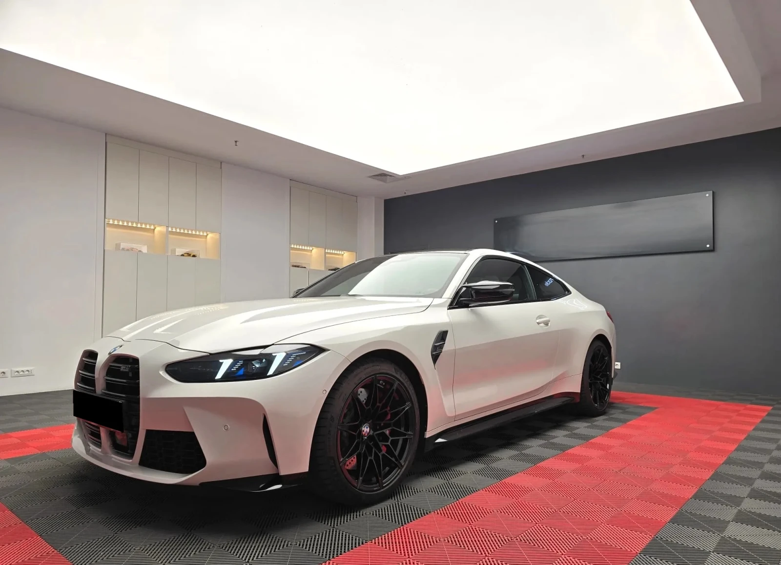 BMW M4 Competition xDrive - изображение 2