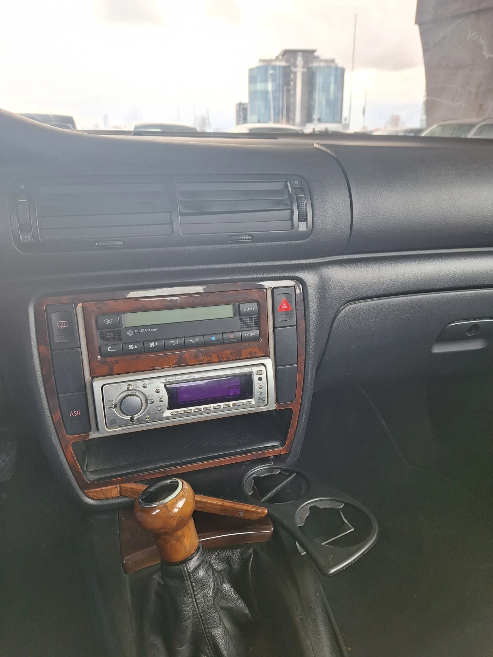 VW Passat 1.9 TDI - изображение 7