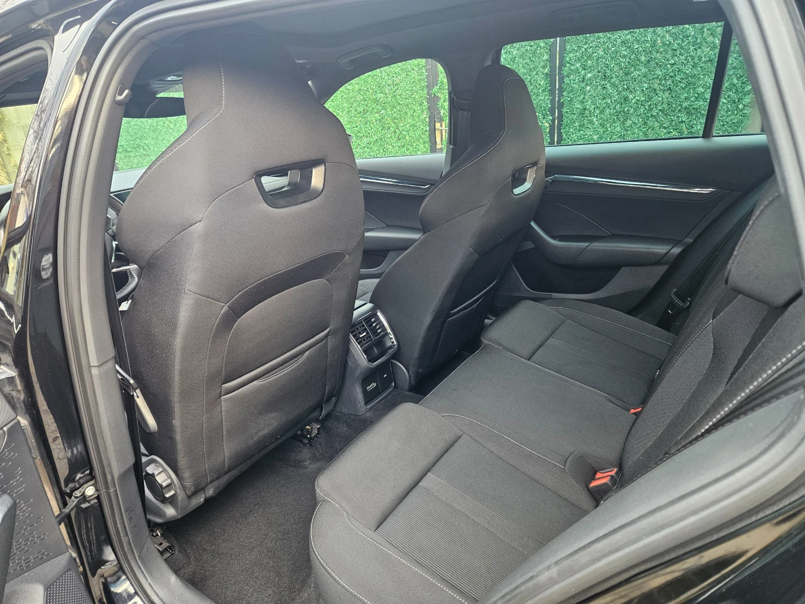 Skoda Octavia 2.0tdi 150 dsg led matrix pano Canton | Mobile.bg � ����������� 10