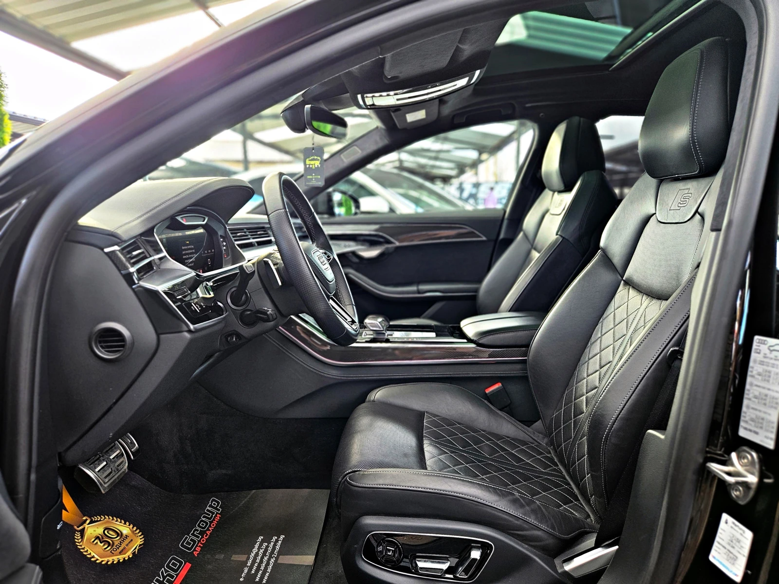 Audi S8 BLACK ЕD/CARBON/3DCAM/DISTR/B&O/ОБДУХ/МАСАЖ/ВАКУМ/, снимка 15 - Автомобили и джипове - 53976004