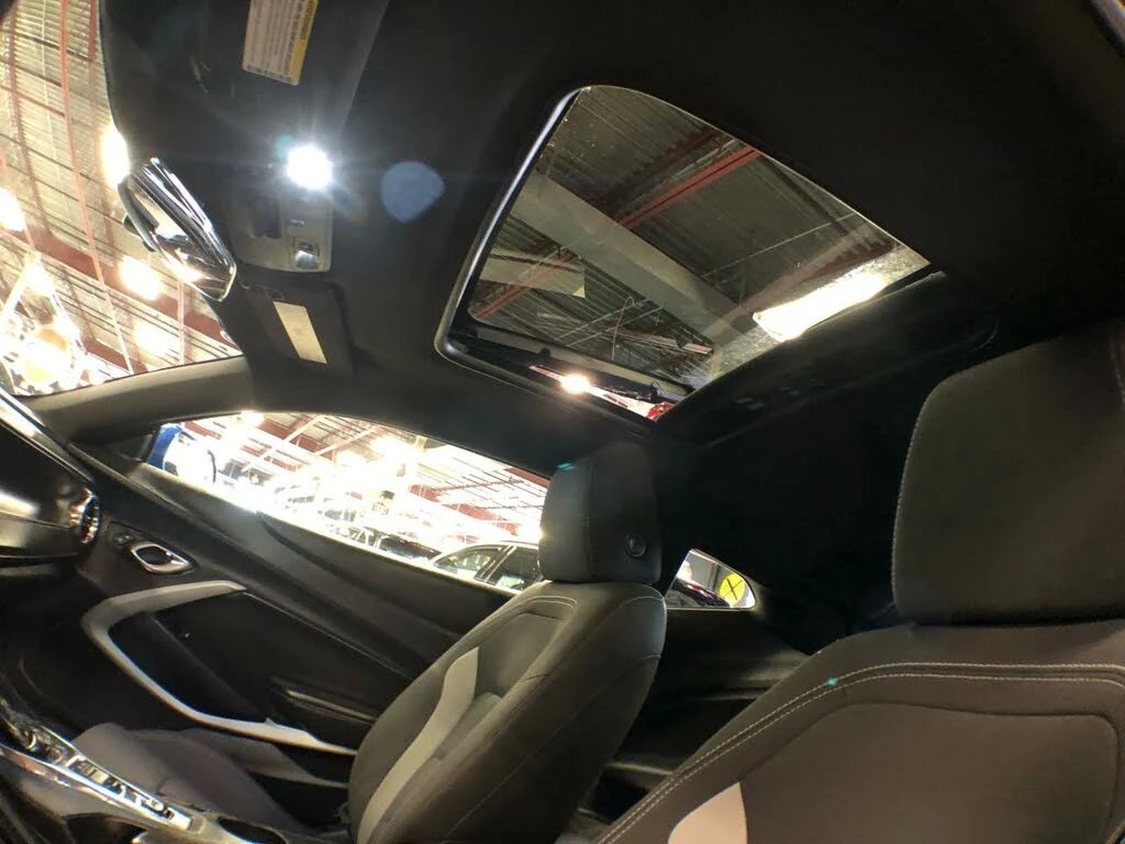 Chevrolet Camaro 1LT* Coupe* RWD* АвтоКредит* (ЦЕНА ДО БГ), снимка 8 - Автомобили и джипове - 54137186