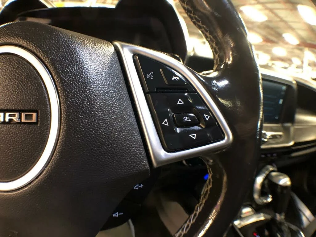 Chevrolet Camaro 1LT* Coupe* RWD* АвтоКредит* (ЦЕНА ДО БГ), снимка 12 - Автомобили и джипове - 54137186