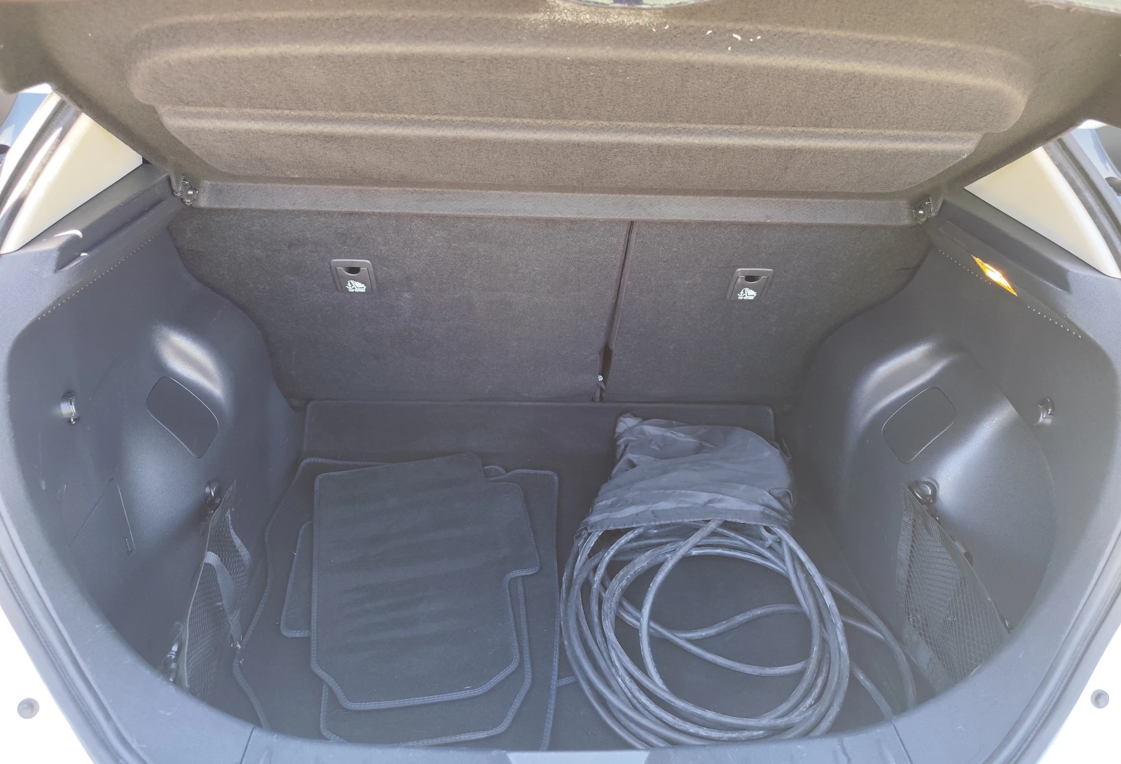 Nissan Leaf  40KWh* 150k.c.* АВТОМАТИК* LED* NAVI* CAMERA 360* , снимка 15 - Автомобили и джипове - 54303033