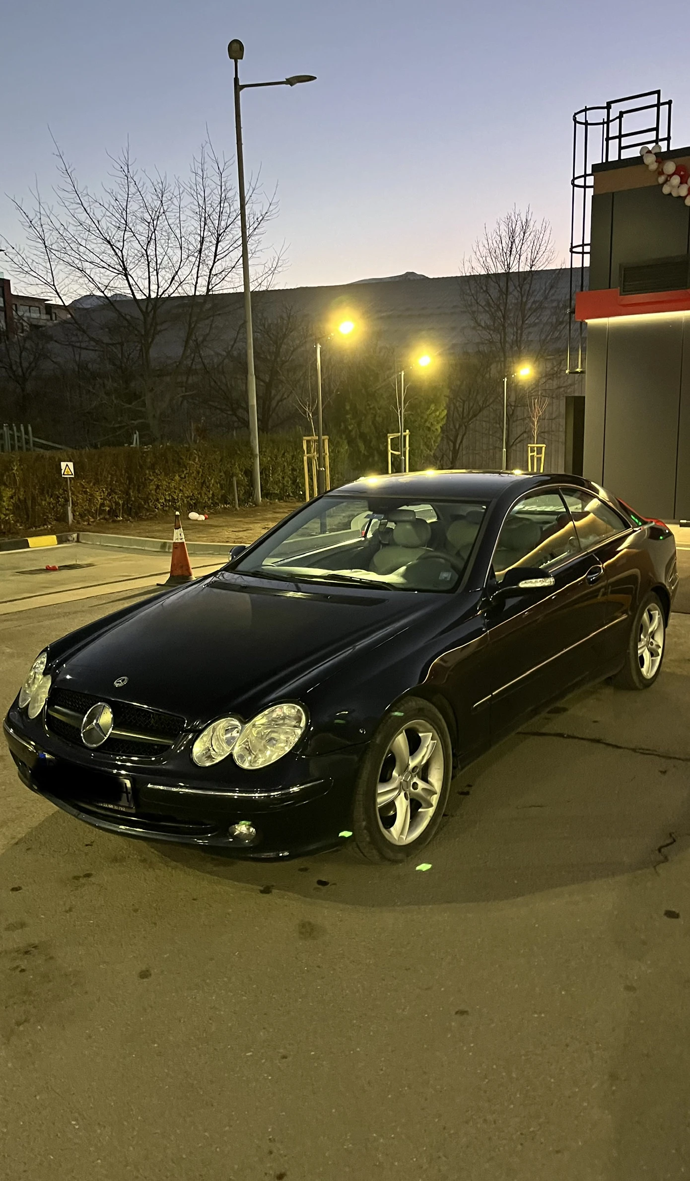 Mercedes-Benz CLK 270 cdi avantgarde, снимка 3 - Автомобили и джипове - 54571998