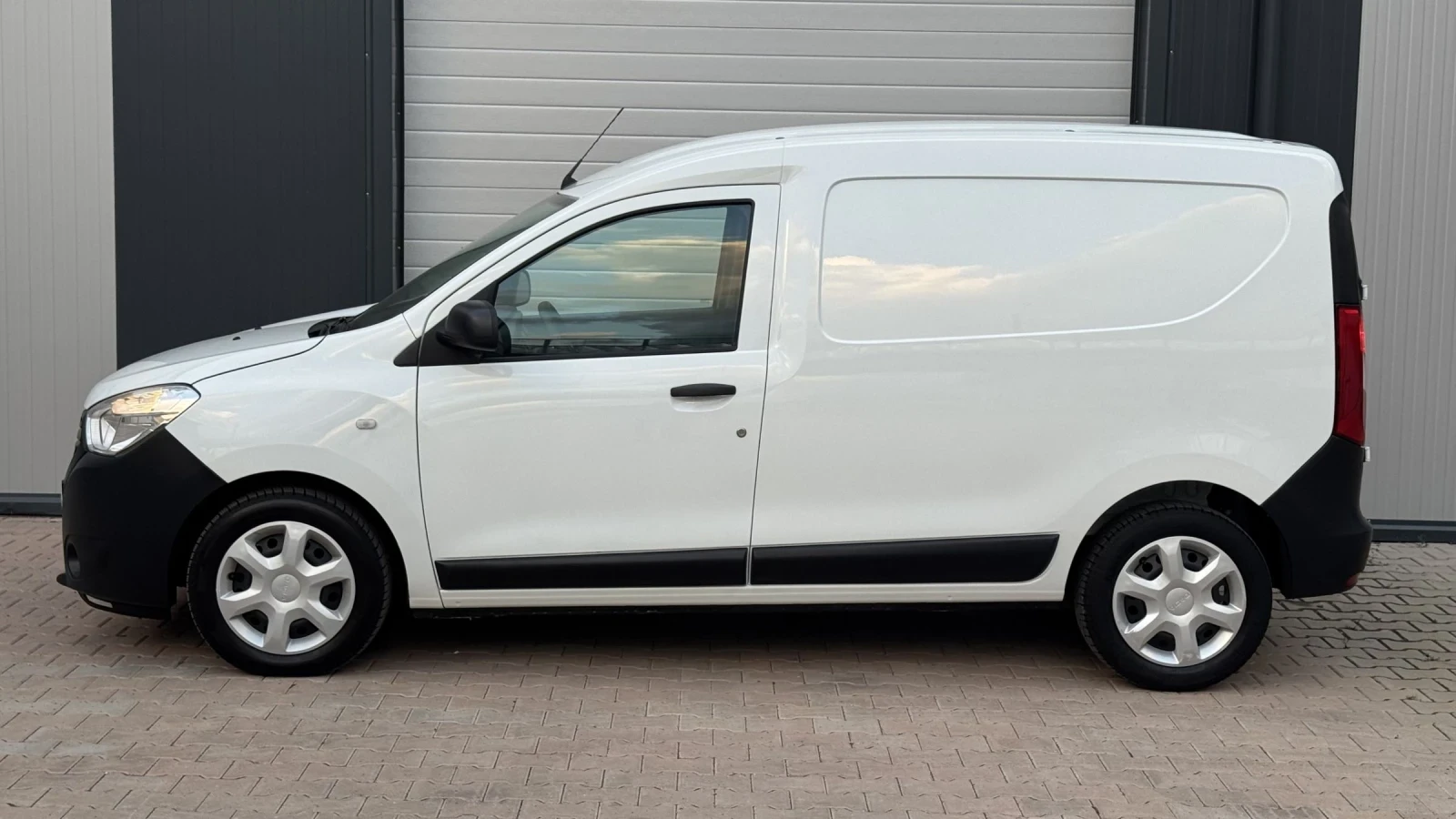 Dacia Dokker GERMANY* , снимка 4 - Автомобили и джипове - 54628818