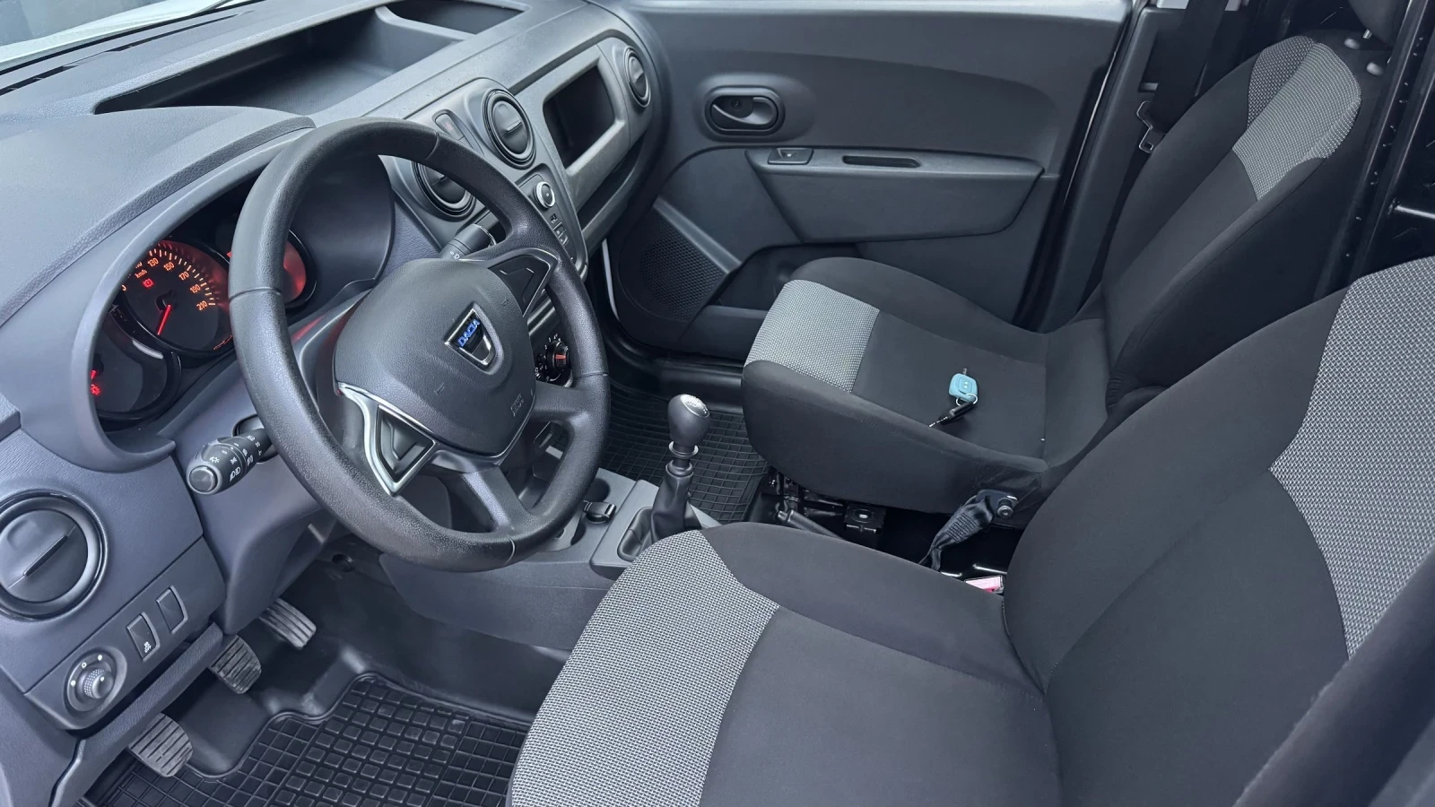 Dacia Dokker GERMANY* , снимка 9 - Автомобили и джипове - 54628818