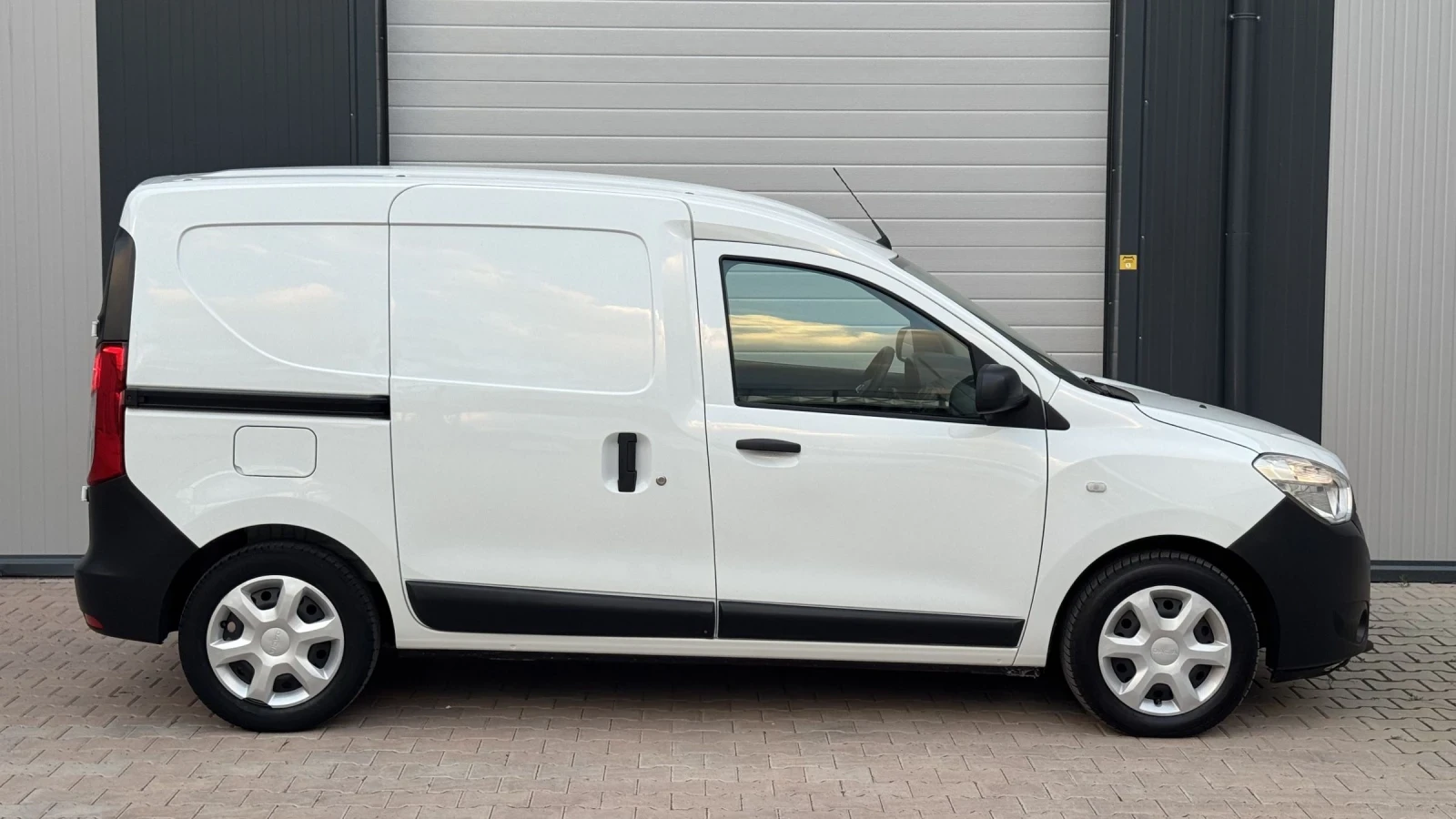 Dacia Dokker GERMANY* , снимка 5 - Автомобили и джипове - 54628818