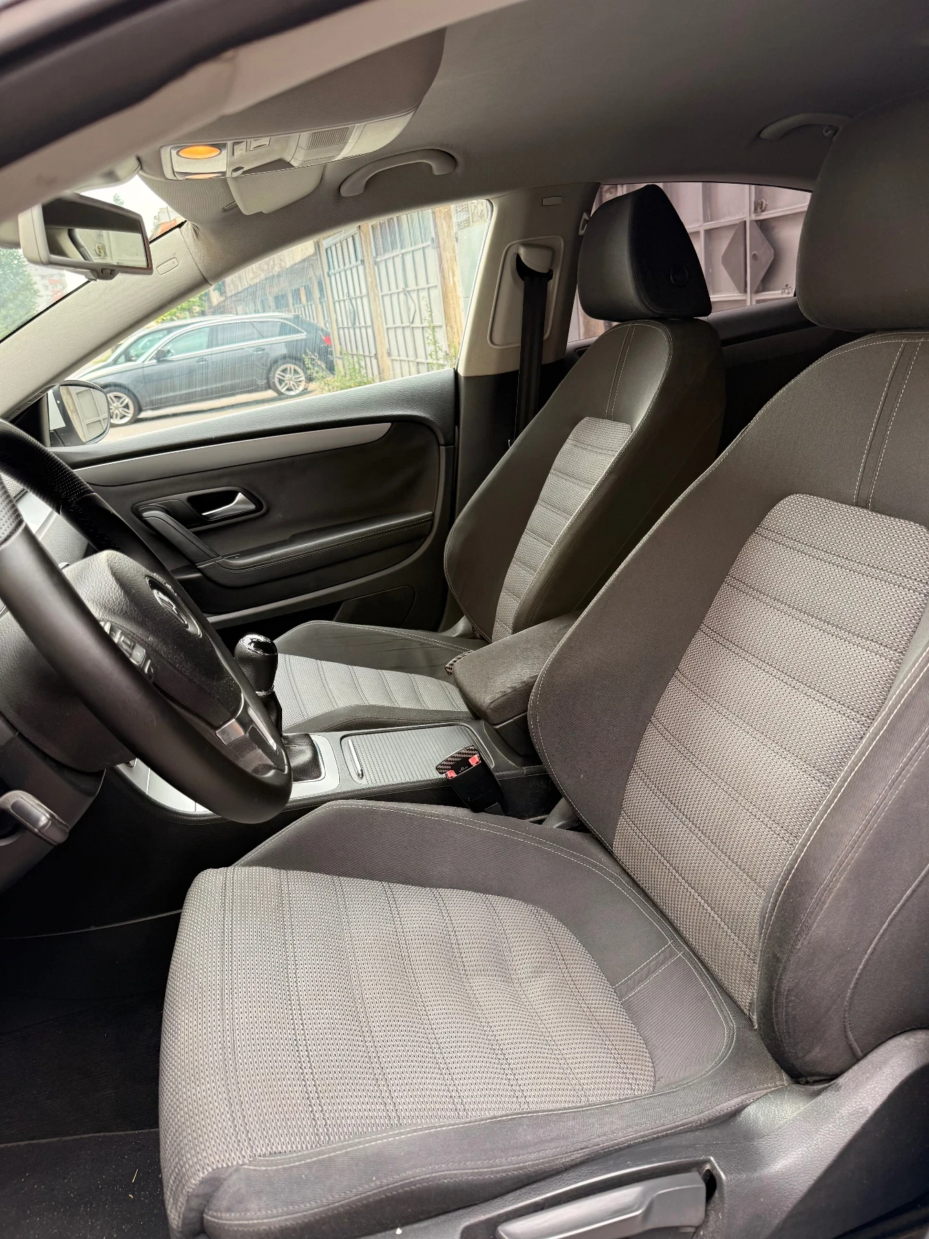 VW CC  2.0 TDI 140, снимка 8 - Автомобили и джипове - 55151203