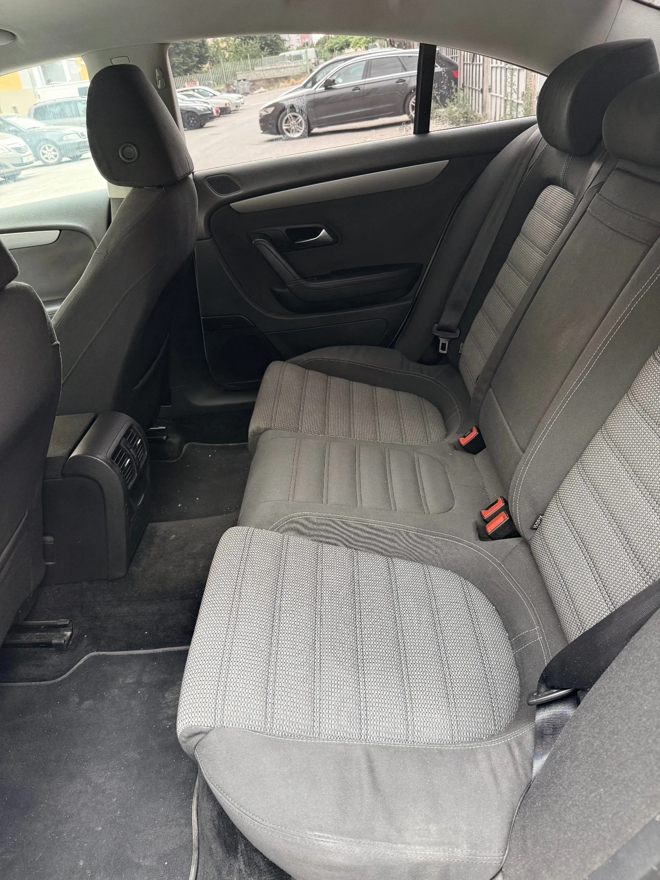 VW CC  2.0 TDI 140, снимка 9 - Автомобили и джипове - 55151203