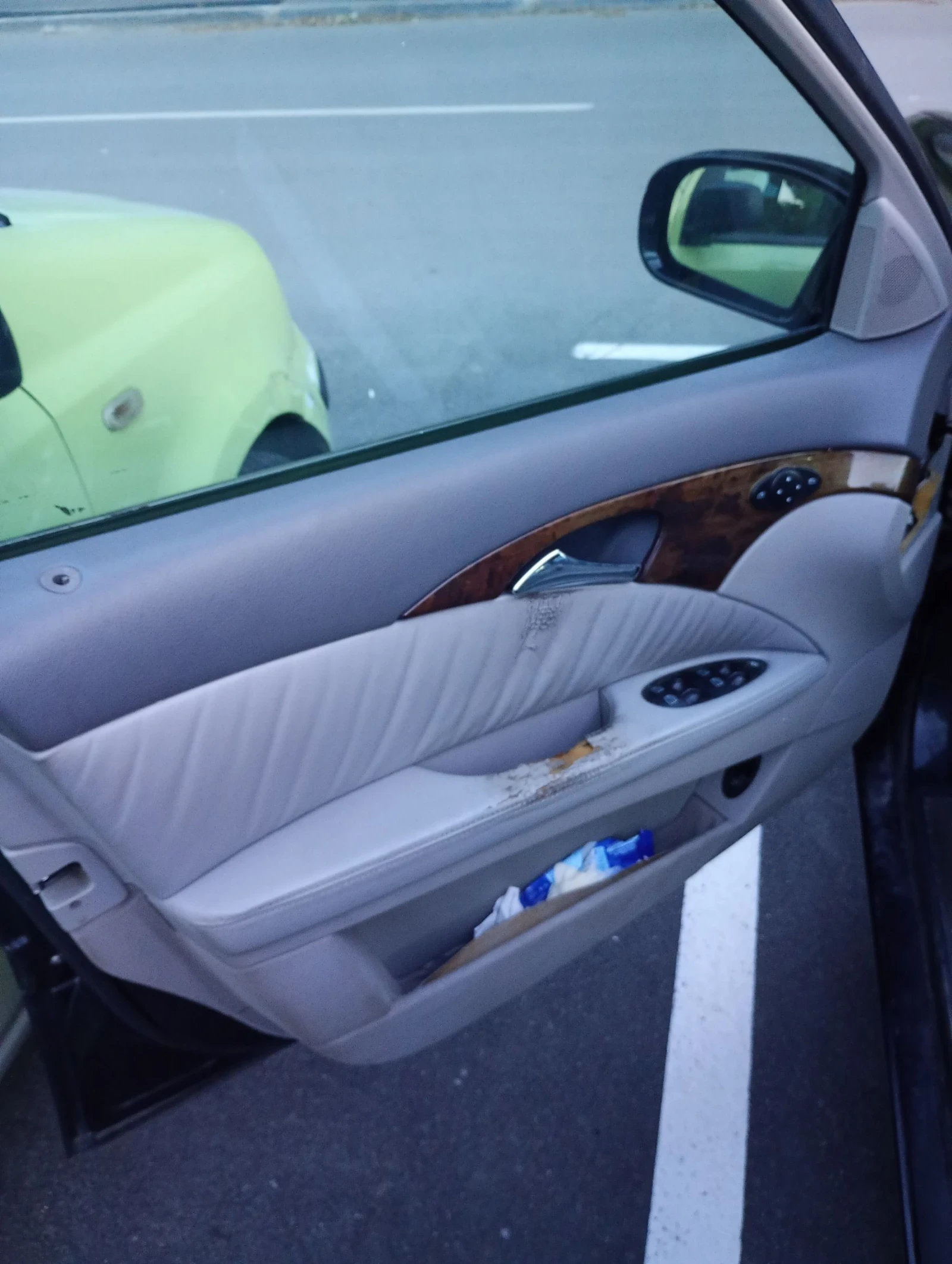 Mercedes-Benz E 220 211, снимка 6 - Автомобили и джипове - 55165429