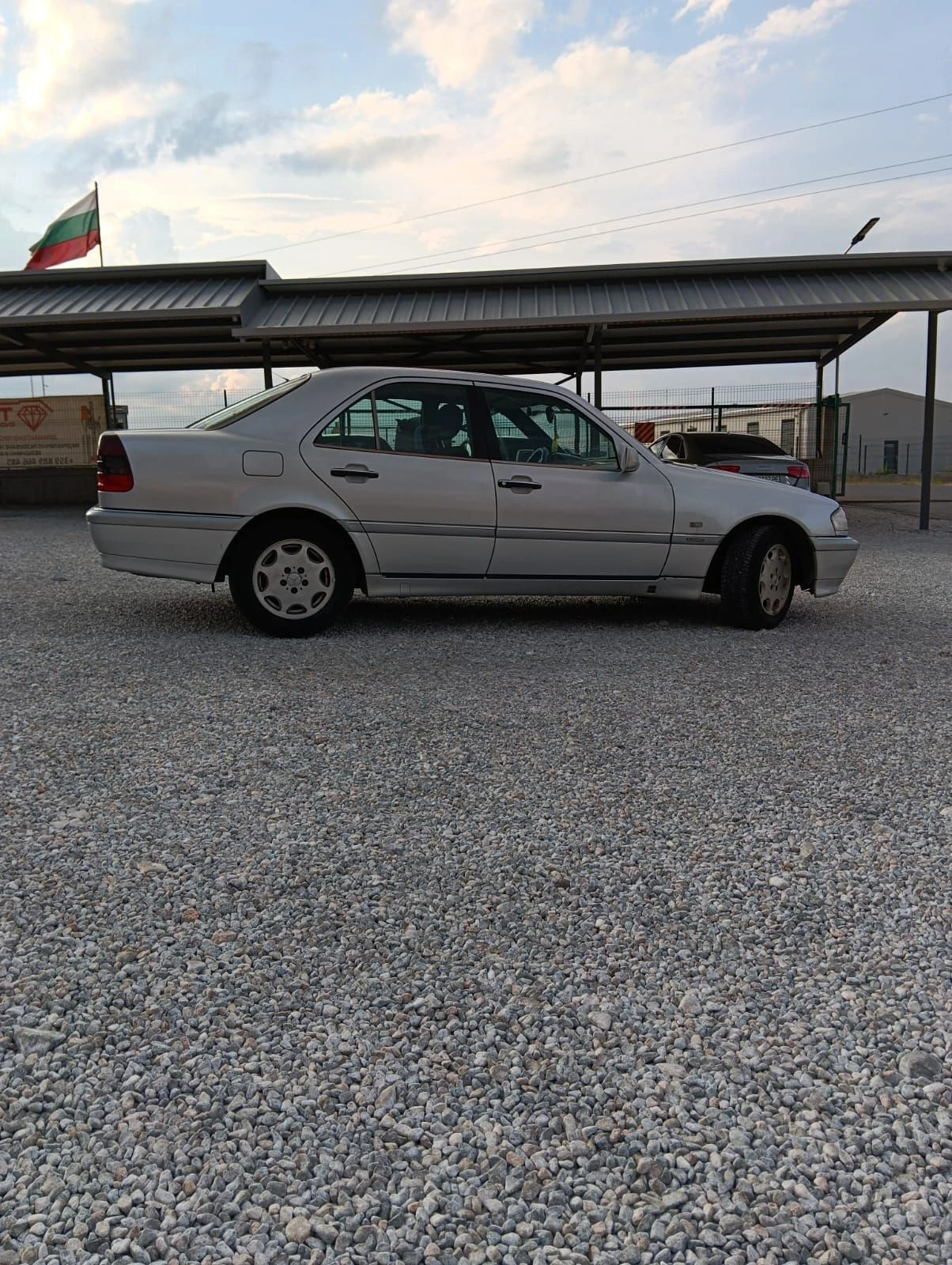 Mercedes-Benz C 250 250D, снимка 7 - Автомобили и джипове - 55618437