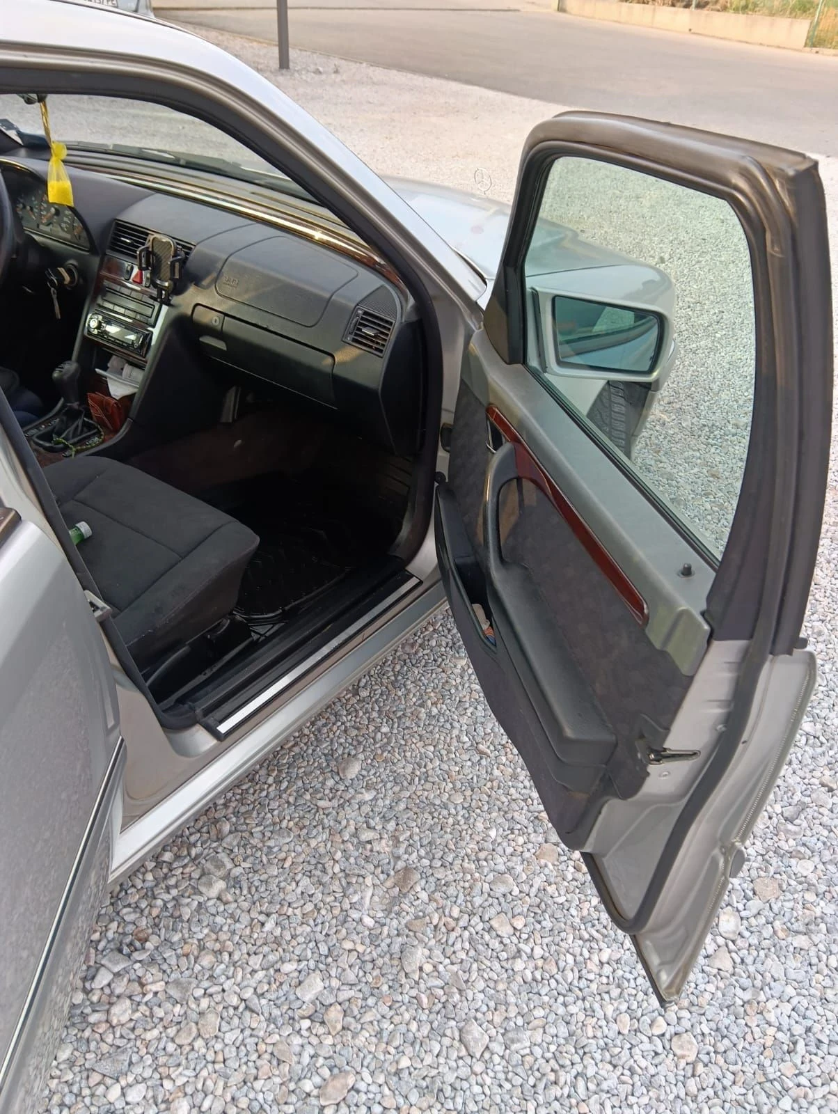 Mercedes-Benz C 250 250D, снимка 10 - Автомобили и джипове - 55618437