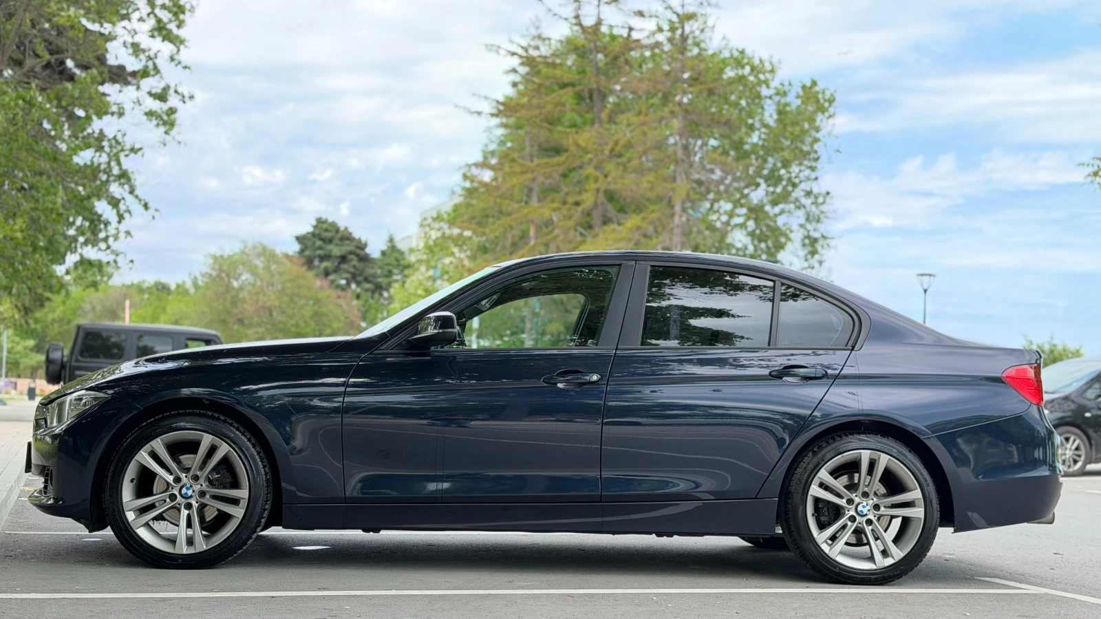 BMW 320 320i, снимка 4 - Автомобили и джипове - 56002266