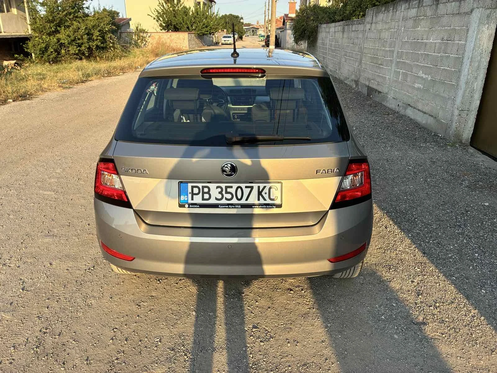 Skoda Fabia, снимка 9 - Автомобили и джипове - 56181192