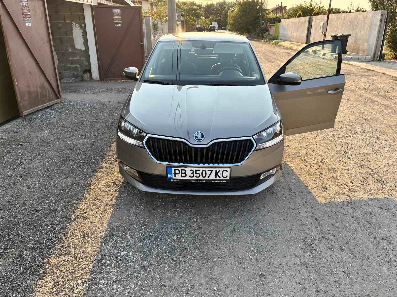 Skoda Fabia, снимка 7 - Автомобили и джипове - 56181192