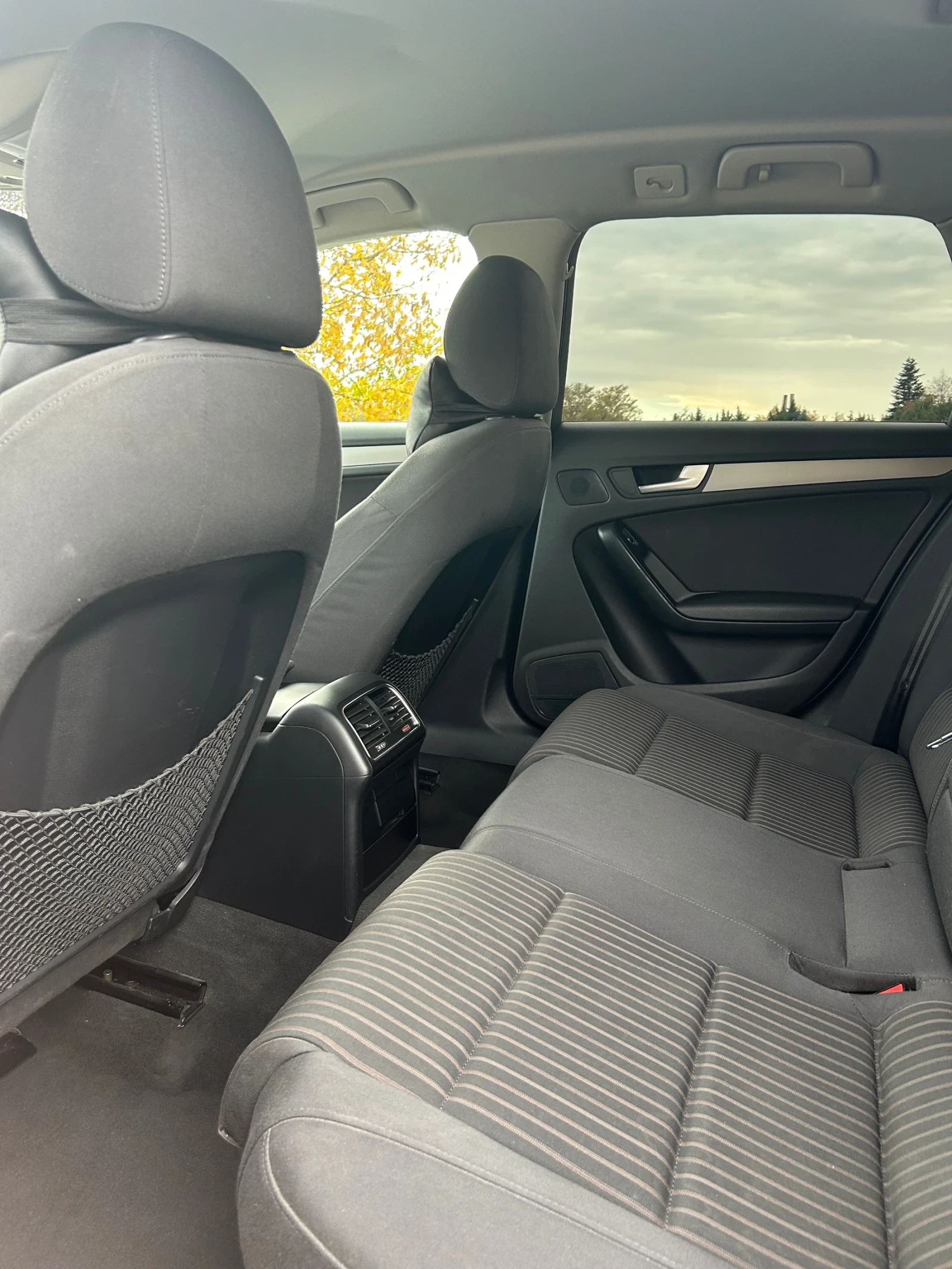 Audi A4, снимка 8 - Автомобили и джипове - 56727012