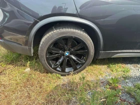 BMW X5 xDrive35i / М ПАКЕТ / 360 / HUD / Harman Kardon  - 17200 € / 33640.28 лв. - 63592893 7