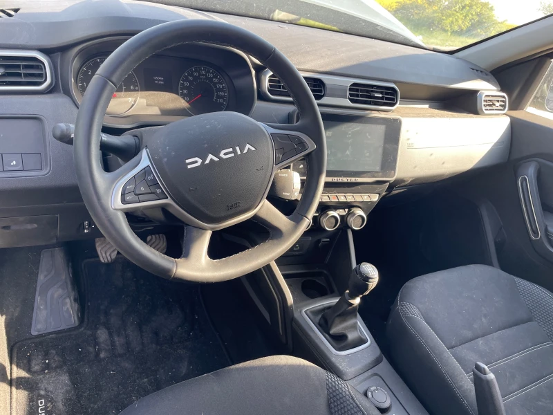 Dacia Duster 1.3 TCe, снимка 7 - Автомобили и джипове - 50333555