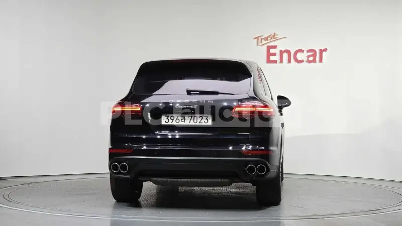 Porsche Cayenne S| КАМЕРА| ВКЛЮЧЕН ТЕХНОТЕСТ, снимка 5 - Автомобили и джипове - 54432172