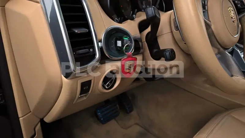 Porsche Cayenne S| КАМЕРА| ВКЛЮЧЕН ТЕХНОТЕСТ, снимка 8 - Автомобили и джипове - 54432172
