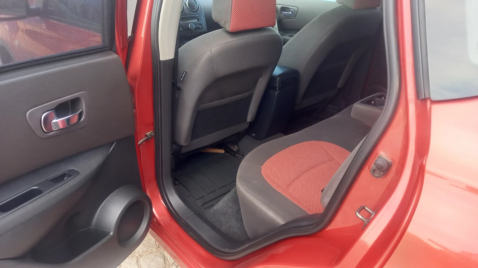 Nissan Qashqai Газ-бензин | Mobile.bg — изображение 12