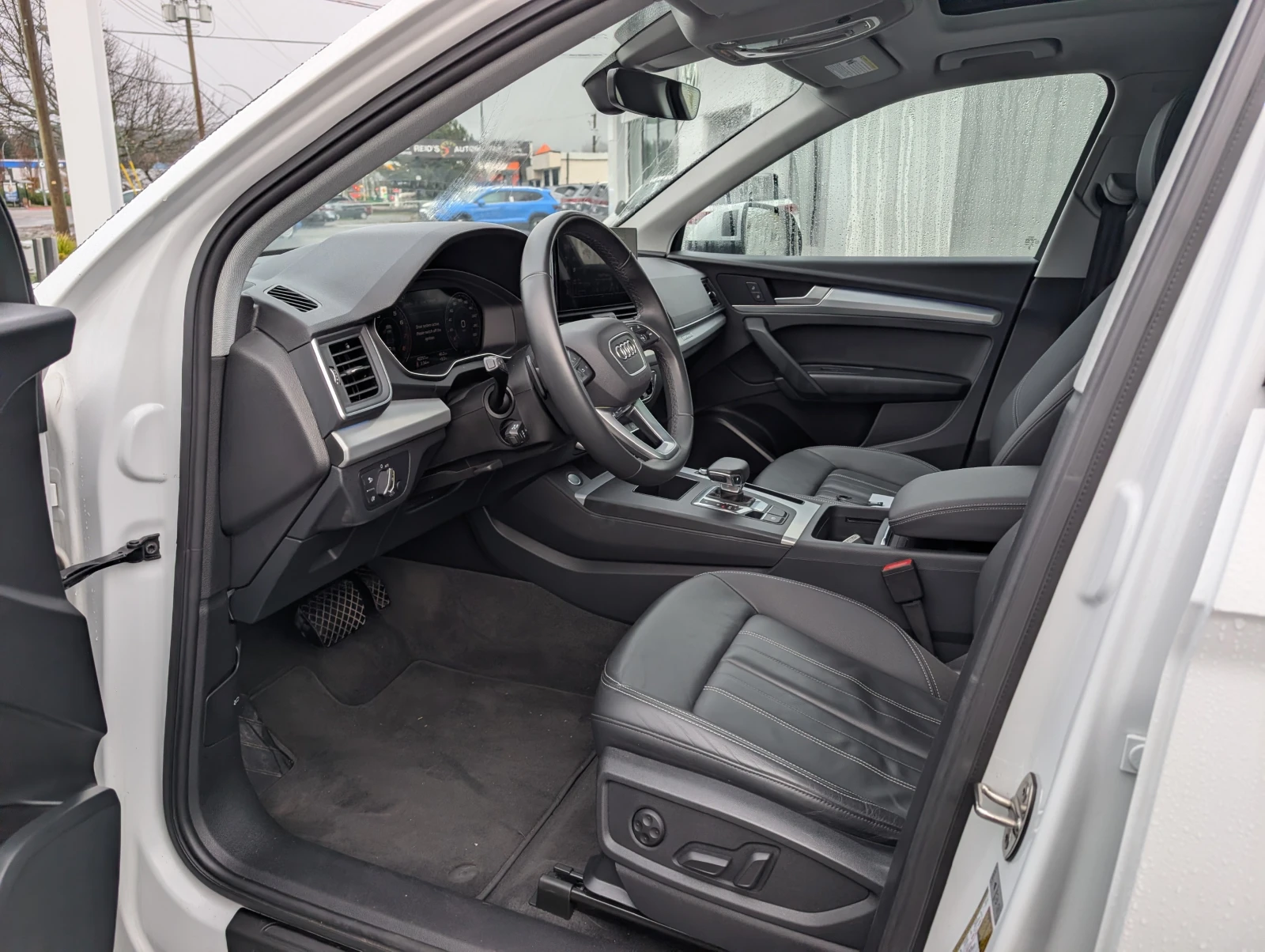 Audi Q5 * CARFAX * БЕЗ ПЪРВОНАЧАЛНА ВНОСКА - изображение 6