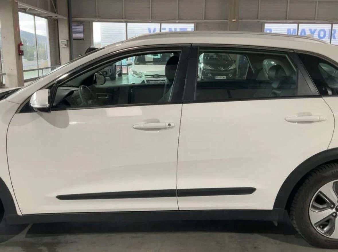 Kia Niro 1.6 Drive Hybrid  - изображение 7