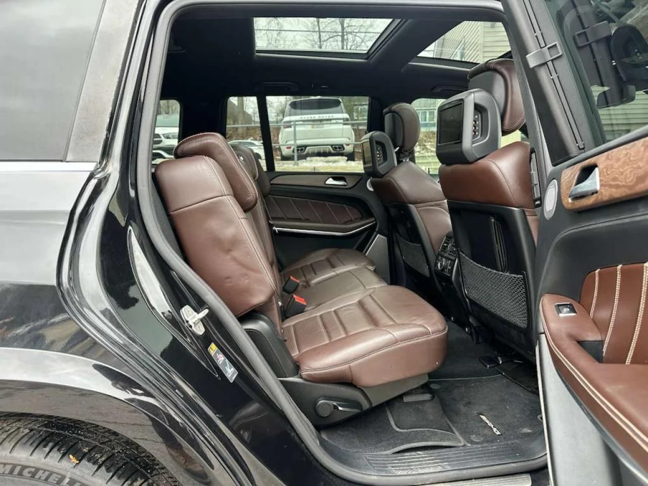 Mercedes-Benz GL 63 AMG  - изображение 8