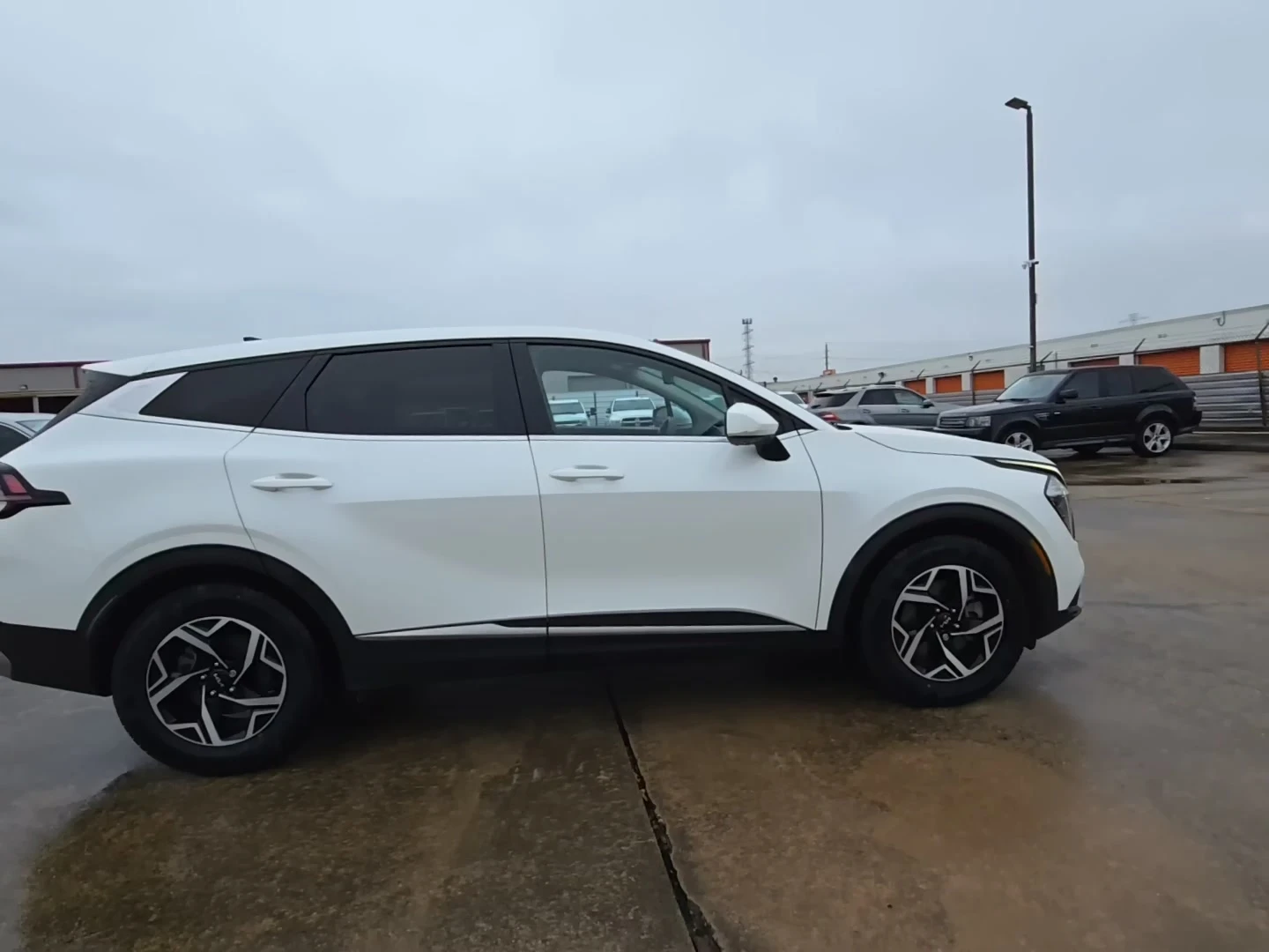 Kia Sportage LX - изображение 3