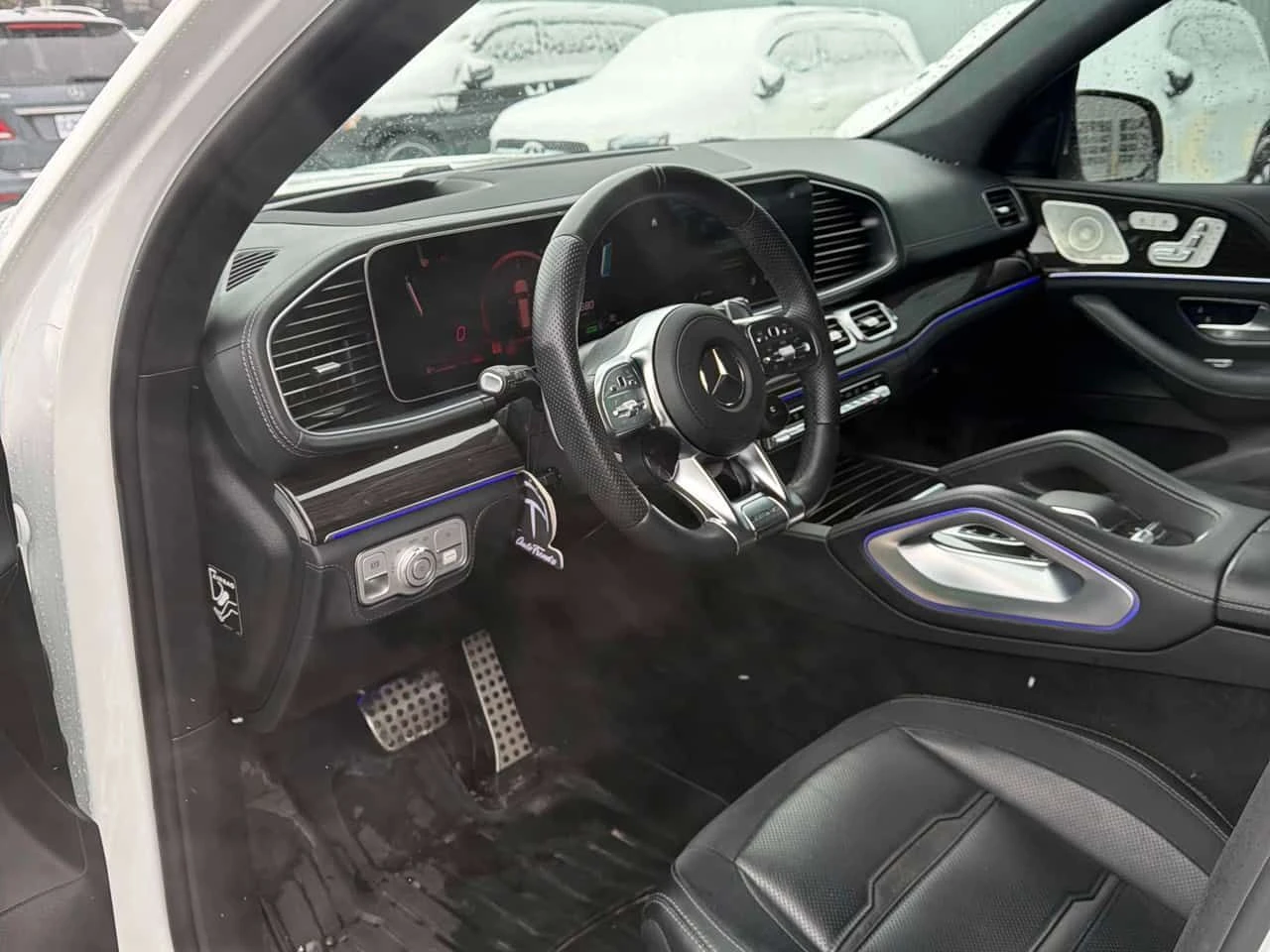 Mercedes-Benz GLS * AMG 63 * ПОДГРЕВ* KEYLESS* ПАНО*  - изображение 5