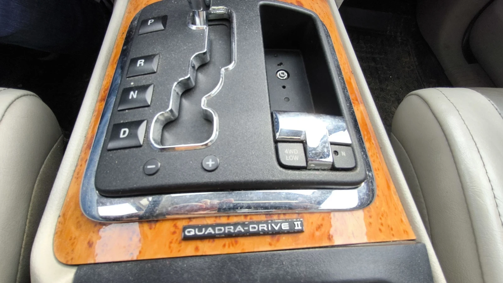 Jeep Grand cherokee 3.0 CRD Overland QD2 , снимка 7 - Автомобили и джипове - 53724169