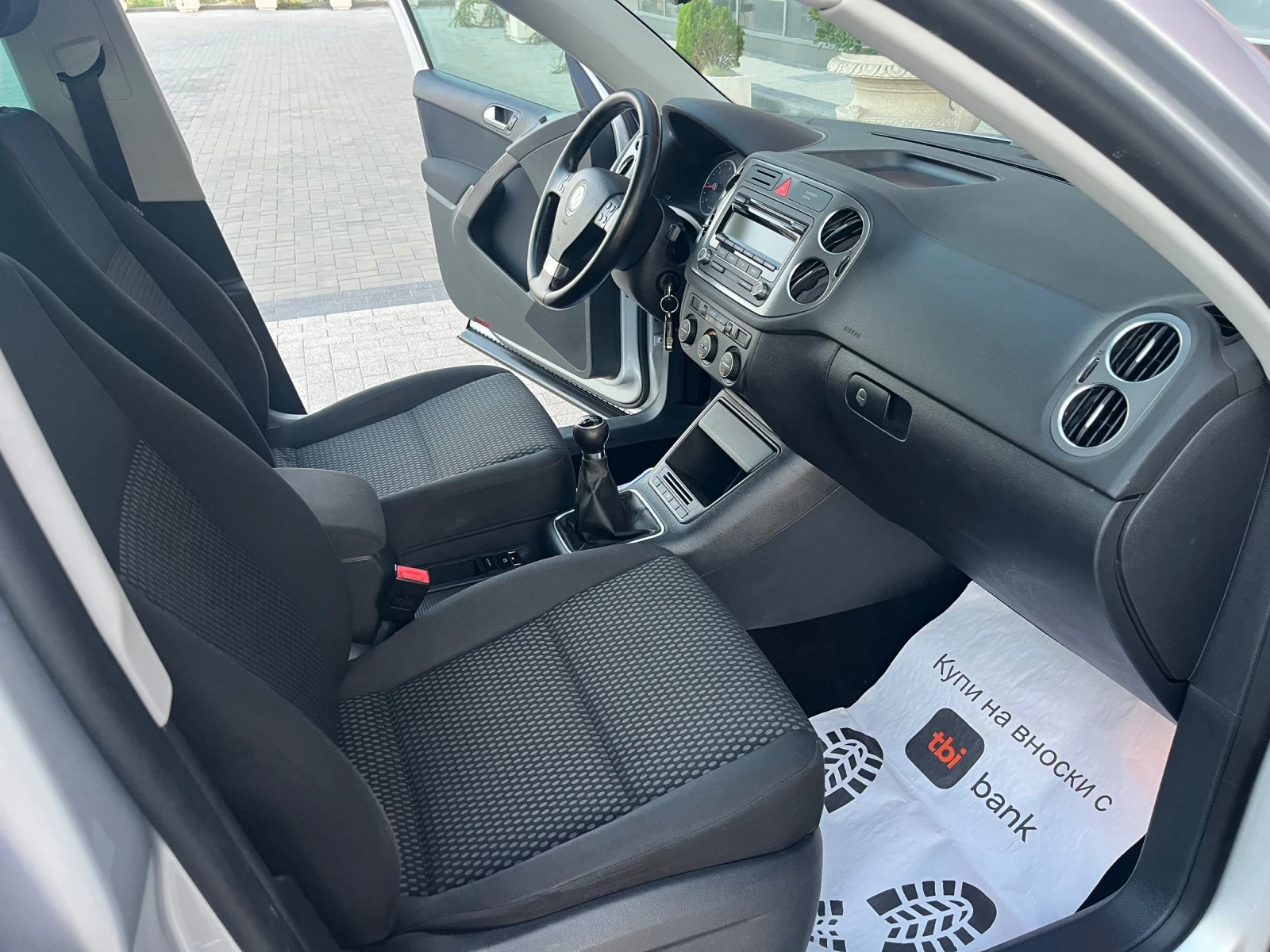 VW Tiguan 2.0TDI/подгрев, снимка 10 - Автомобили и джипове - 55892188