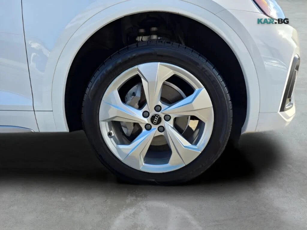 Audi Q5 Premium * 360 * ACC * АвтоКредит * (ЦЕНА ДО БГ), снимка 7 - Автомобили и джипове - 56046176