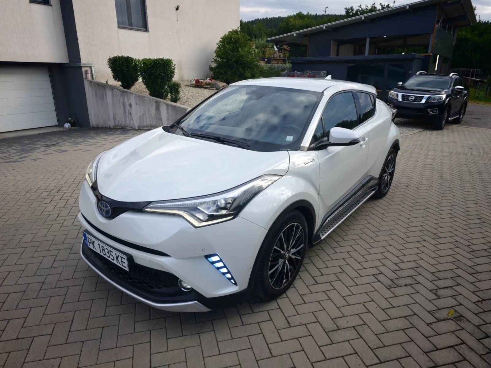 Toyota C-HR, снимка 5 - Автомобили и джипове - 56186054