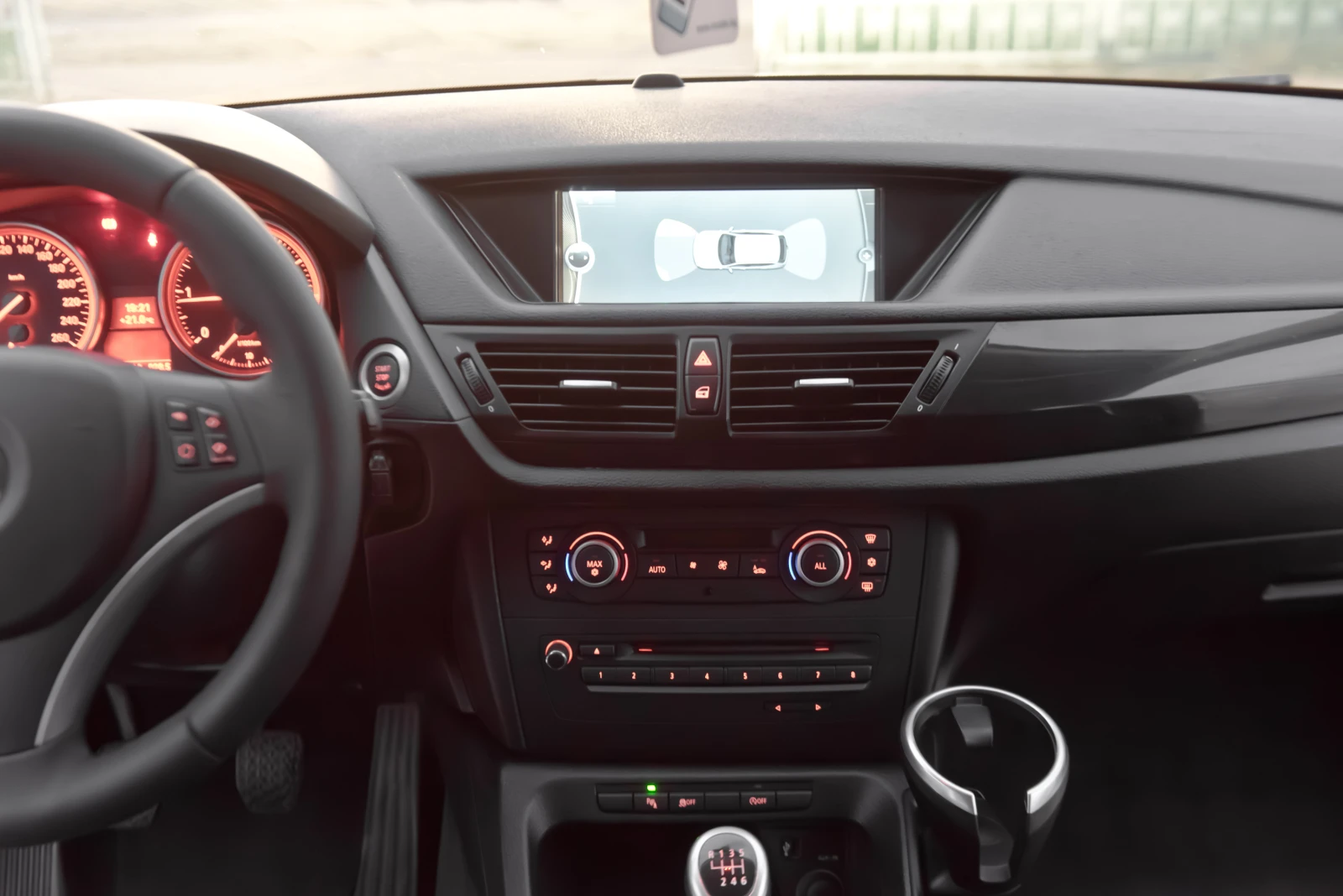 BMW X1 18d Obslujen 100% | Mobile.bg � ����������� 15