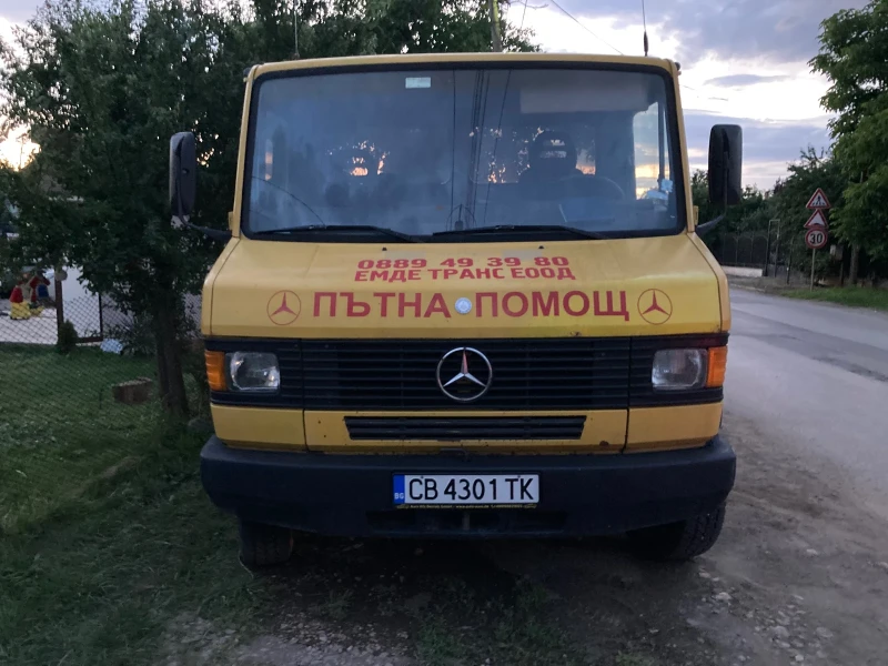 Mercedes-Benz 709 709 падаща платформа, снимка 2 - Камиони - 48645376