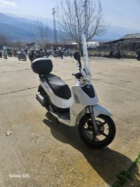 Kymco People Perfekten 2012 godina 200 cc, снимка 8