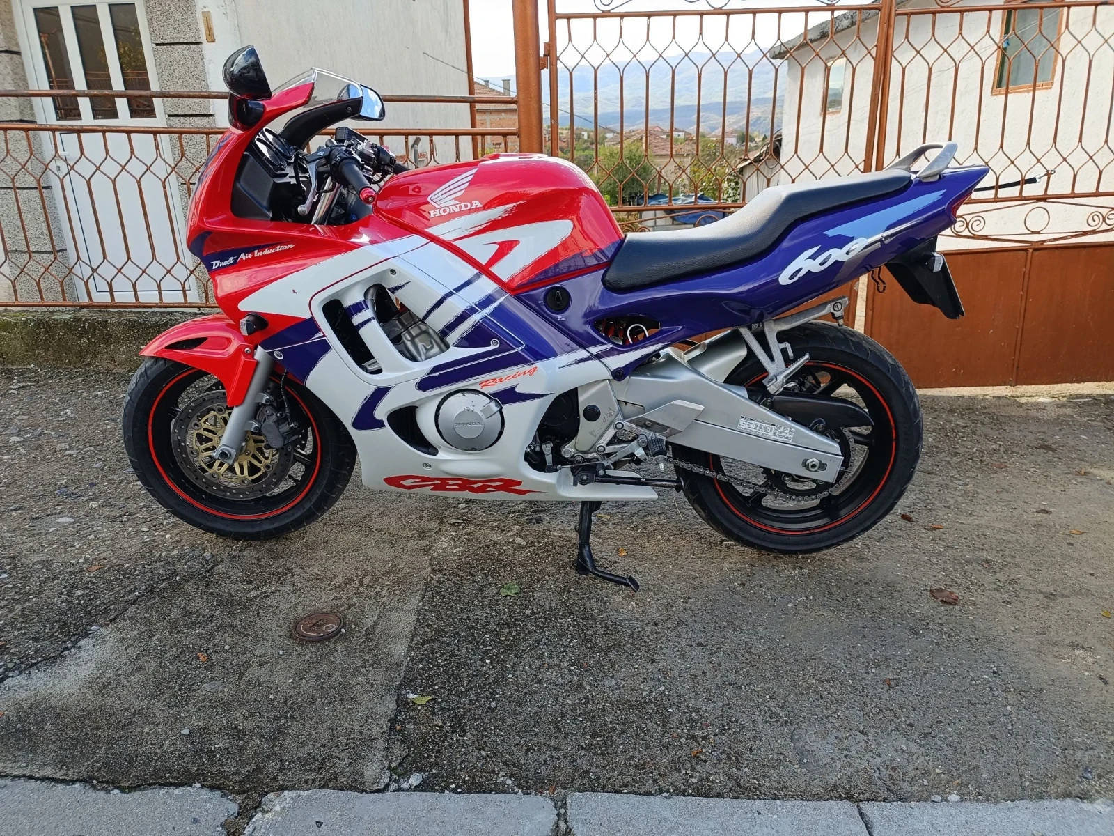 Honda Cbr  - изображение 3